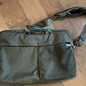 Incase laptop case